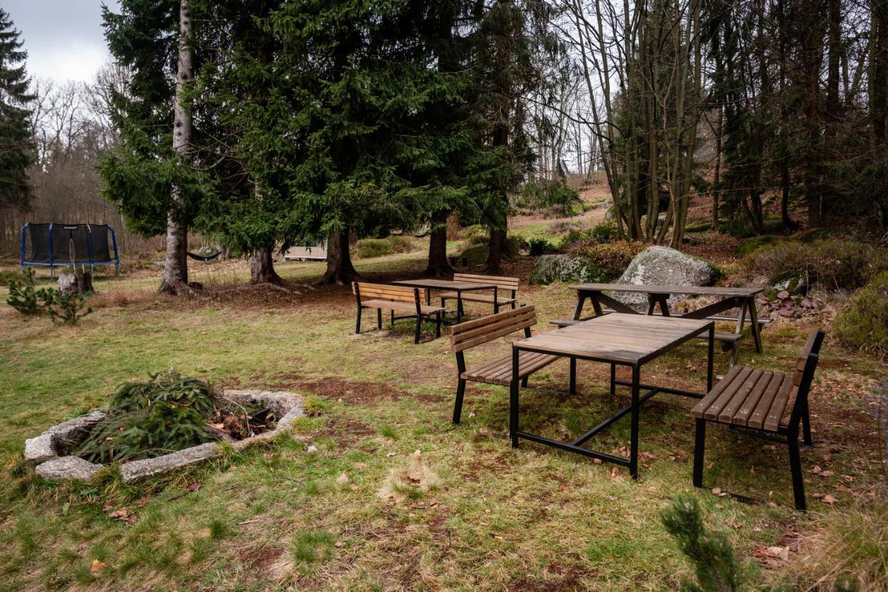 Pension Styl Bedřichov Exteriör bild