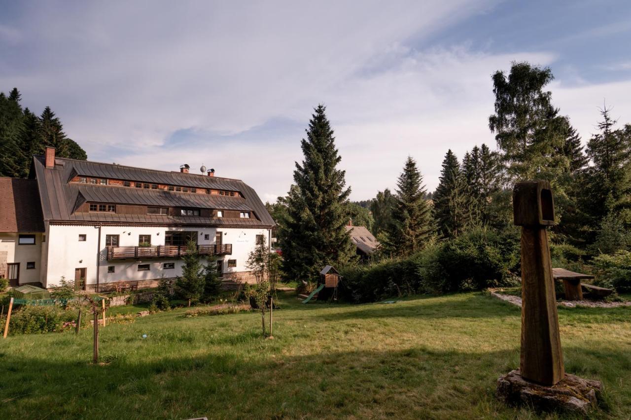 Pension Styl Bedřichov Exteriör bild
