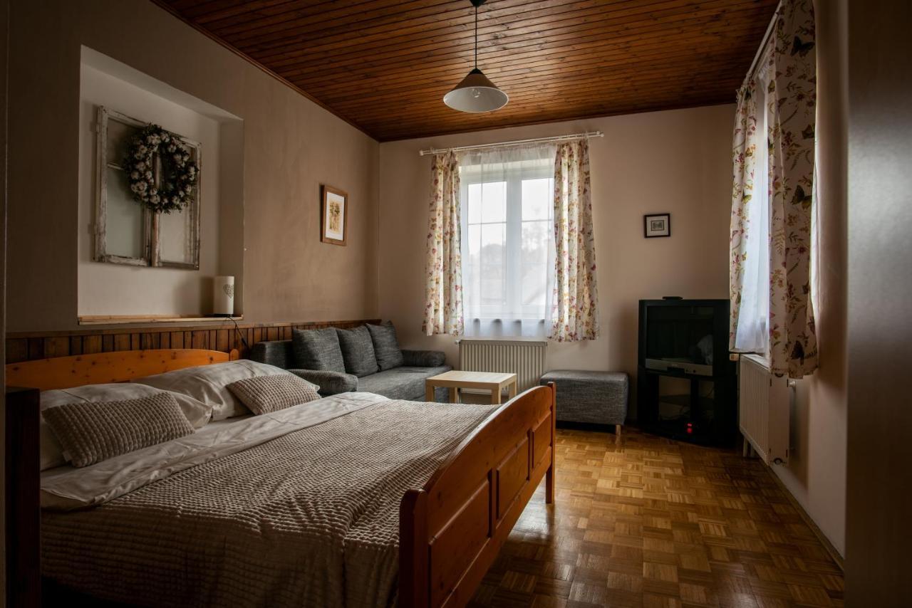 Pension Styl Bedřichov Exteriör bild