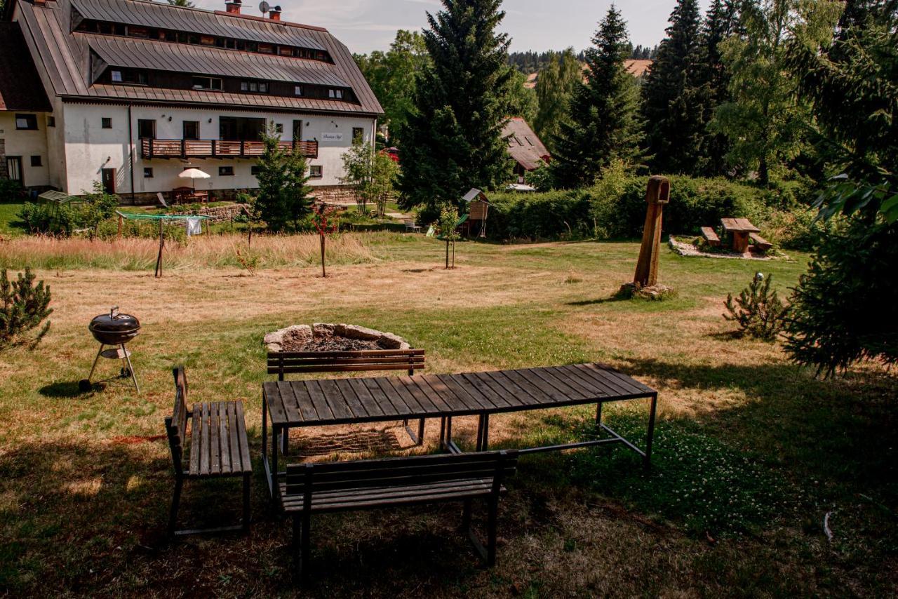 Pension Styl Bedřichov Exteriör bild
