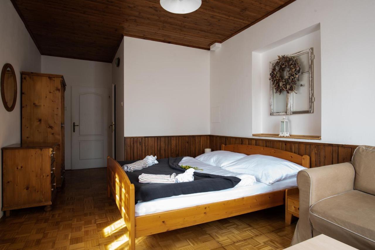 Pension Styl Bedřichov Exteriör bild