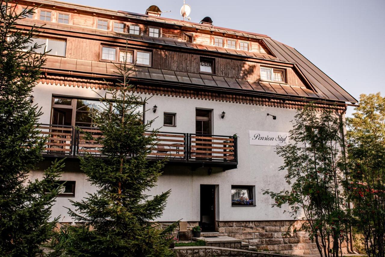 Pension Styl Bedřichov Exteriör bild